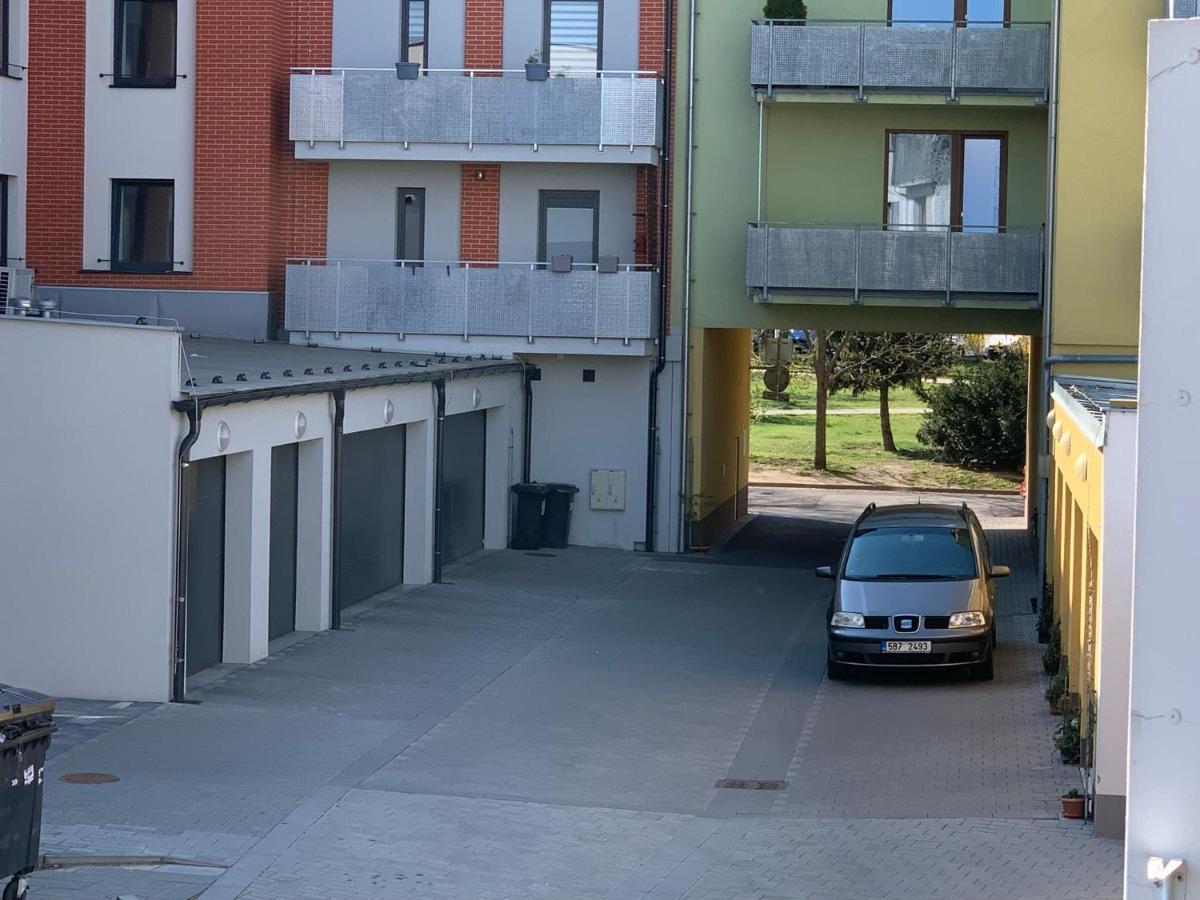 Kelleruv Mlyn - Apartman S Vlastni Garazi, Znojmo Centrum Eksteriør billede